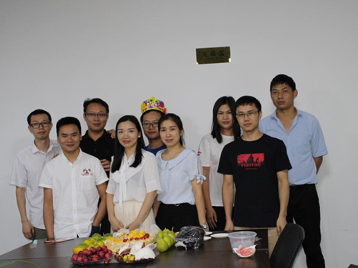 【高能计算机】您的每一个生日 我都不想缺席